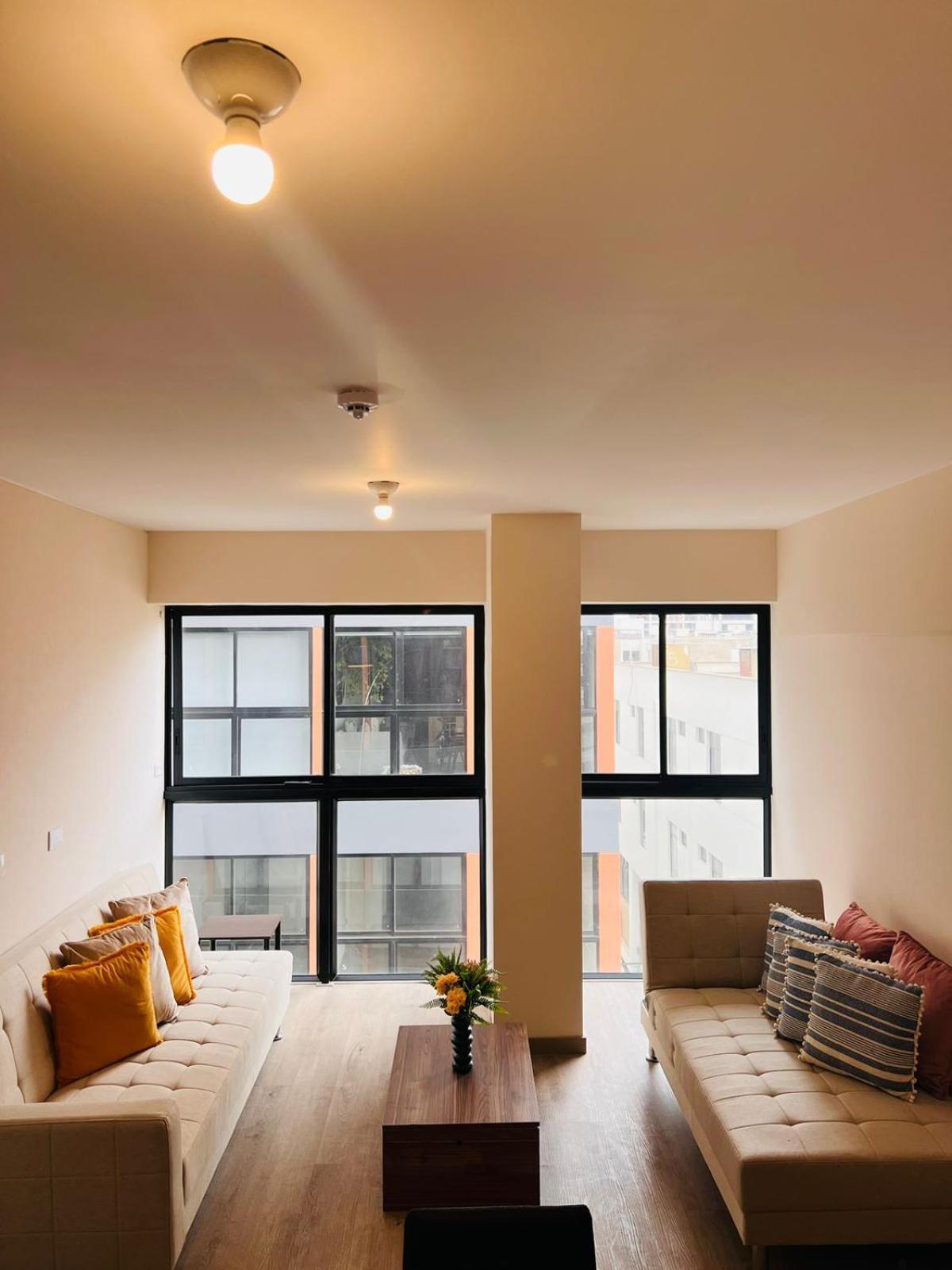 Dpto Para 4 Personas De Estreno Frente Embajada Usa Appartement *